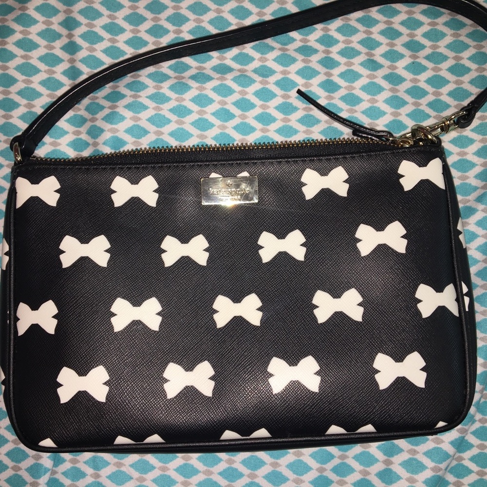 Kate Leather Wristlet